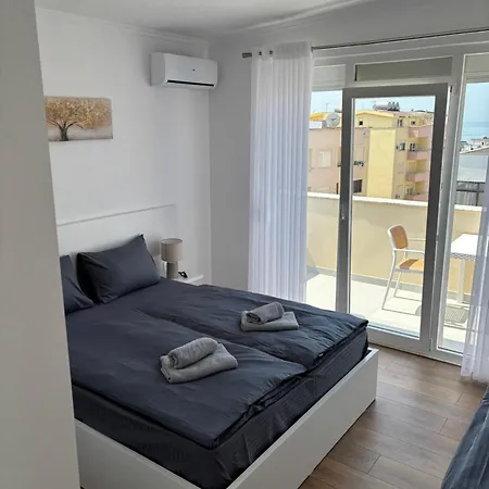 Apartment Luxury On The 10th Floor With Two Balconies *