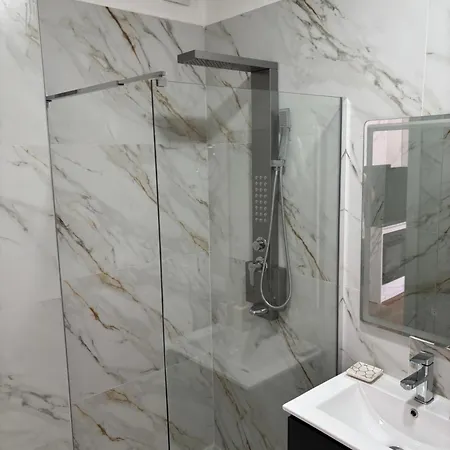 Luxury On The 10th Floor With Two Balconies *